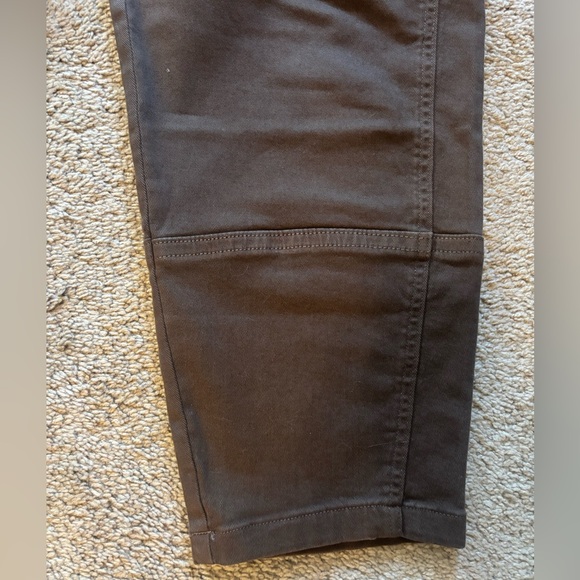 Everlane- The Utility Barrel Pant- Cocoa size 6 - Picture 4 of 6